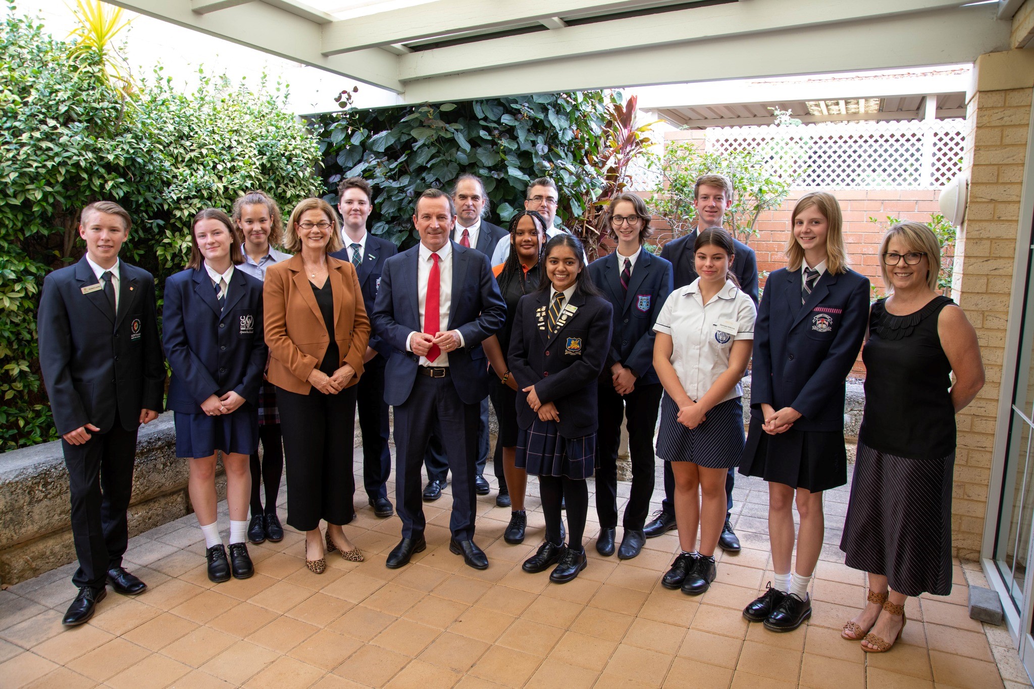 Mark McGowan, former Premier of Western Australia, with students and other special guests at the presentation of student ambassadorships.