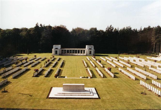 5th Division Memorial, Polygon Wood, Zonnebeke