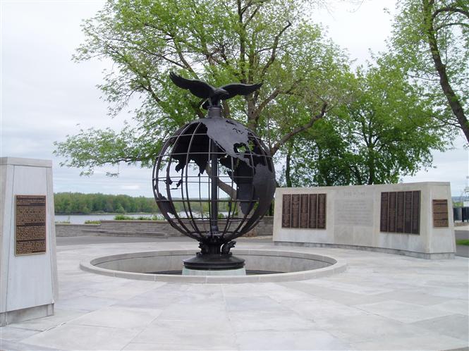 CWGC Memorial To The Missing, Ottawa Memorial