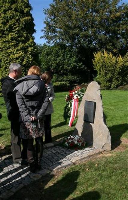 Monument for Lancaster III JB-607 AR-N Leader