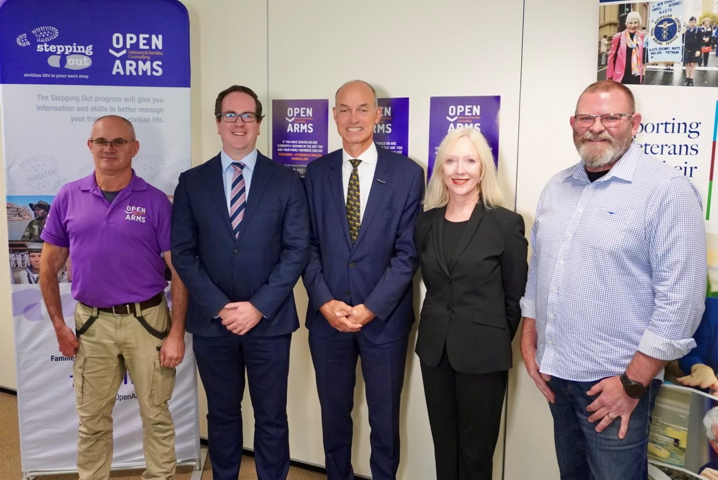 L to R: Lived Experience Peer Shane Morgan, Minister Matt Keogh, Tasmanian Minister for Veterans’ Affairs Guy Barnett, Open Arms National Manager Leonie Nowland and DVA Chief Psychiatrist Dr Jon Lane