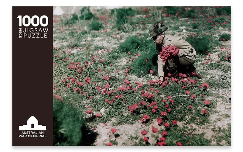 An Australian Light Horseman collecting anemones by Frank Hurley 1000 piece puzzle